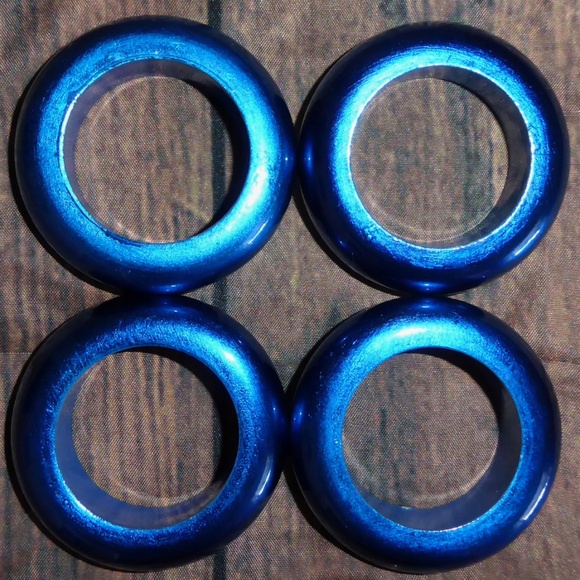 SET 4 ROYAL BLUE ROUND NAPKIN RING COATED WOOD 2.25" DIAMETER HANUKKAH CHRISTMAS - Picture 3 of 3